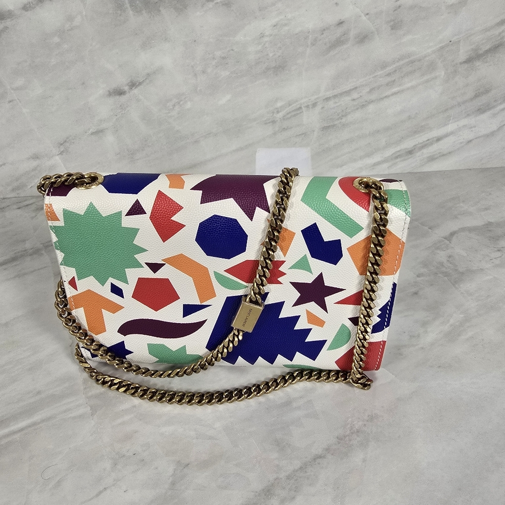 🔥YSL Extremely RARE Kate Bag🔥 - Picture 5 of 15